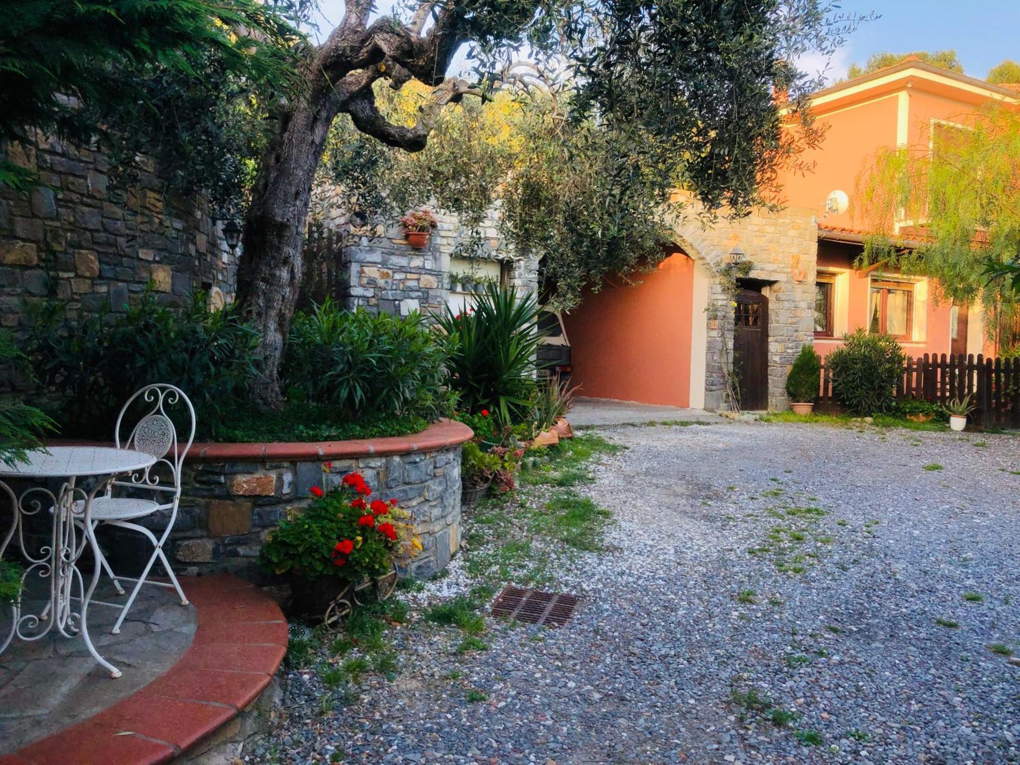 מלון אימפריה Le Jardin Sur Mer Avec Bike Et Mtb Tour מראה חיצוני תמונה